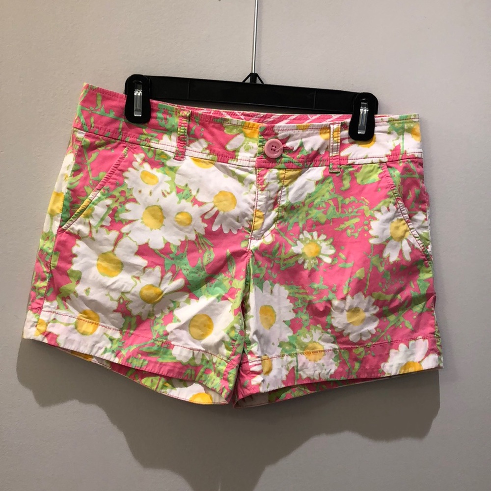 Lilly Pulitzer Shorts - Picture 1 of 1